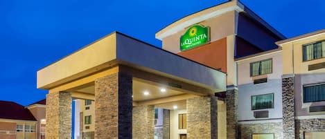 batavia ny hotels with pool|Find hotels with pools in Batavia, NY from $68 .